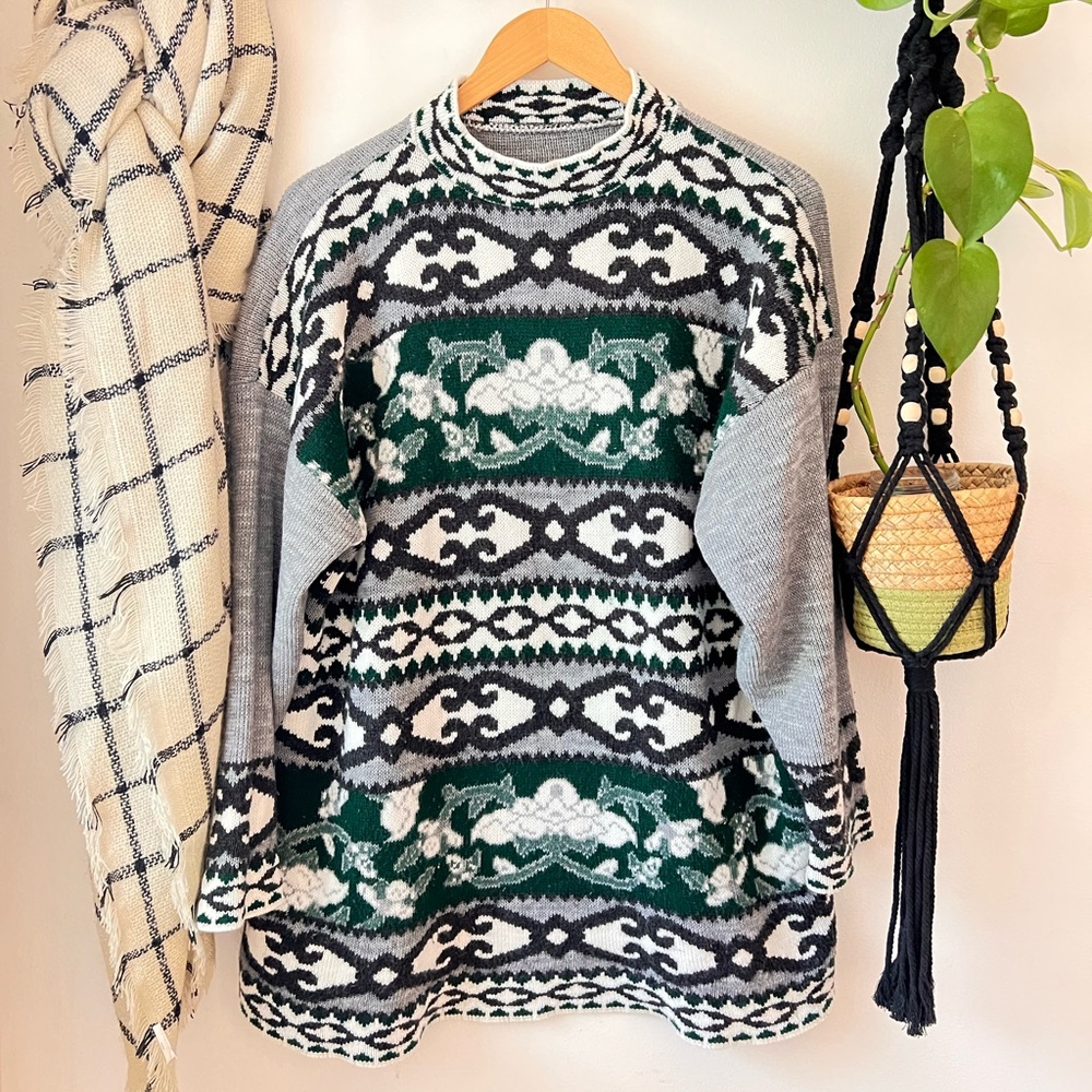 VTG 90s Grandmacore Sweater
